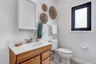 404 Hanford Ave, San Pedro, CA 90732 - Photo 34