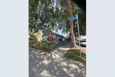 2121 W 70th, Los Angeles, CA 90047 - Photo 10