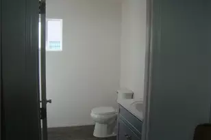 10622 Anzac, Los Angeles, CA 90002 - Photo 6