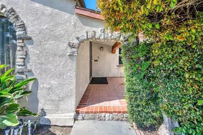 1617 W 80th Street, Los Angeles, CA 90047 - Photo 4