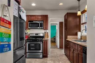 1617 W 80th St, Los Angeles, CA 90047 - Photo 6