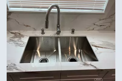 175 E 49th, Los Angeles, CA 90011 - Photo 10