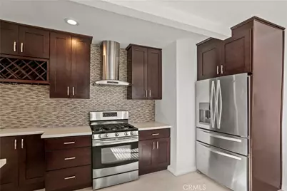300 . W Hillsdale, Inglewood, CA 90302 - Photo 10