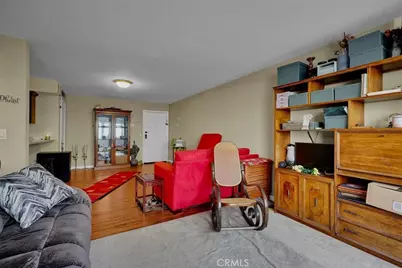 15000 Downey Avenue #243, Paramount, CA 90723 - Photo 10
