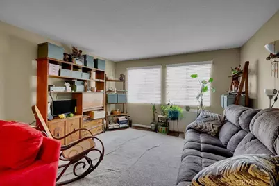 15000 Downey Avenue #243, Paramount, CA 90723 - Photo 8