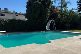 7813 Nairn Ct, Bakersfield, CA 93309 - Photo 2