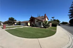 7813 Nairn Ct, Bakersfield, CA 93309 - Photo 2