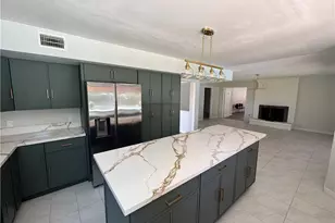 7813 Nairn Ct, Bakersfield, CA 93309 - Photo 20