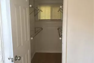 1136 E Alhambra Ct, Long Beach, CA 90813 - Photo 6