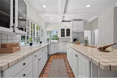 126 N Rossmore, Los Angeles, CA 90004 - Photo 16