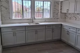 1842 W 43rd Pl, Los Angeles, CA 90062 - Photo 12
