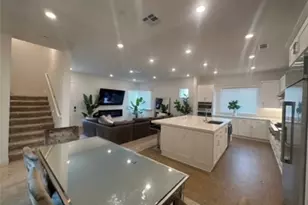 27148 Skyland, Valencia, CA 91381 - Photo 12