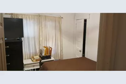 1359 W 69th, Los Angeles, CA 90044 - Photo 10