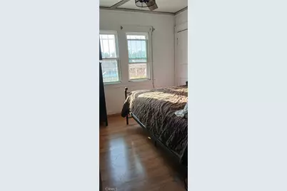 1359 W 69th, Los Angeles, CA 90044 - Photo 8