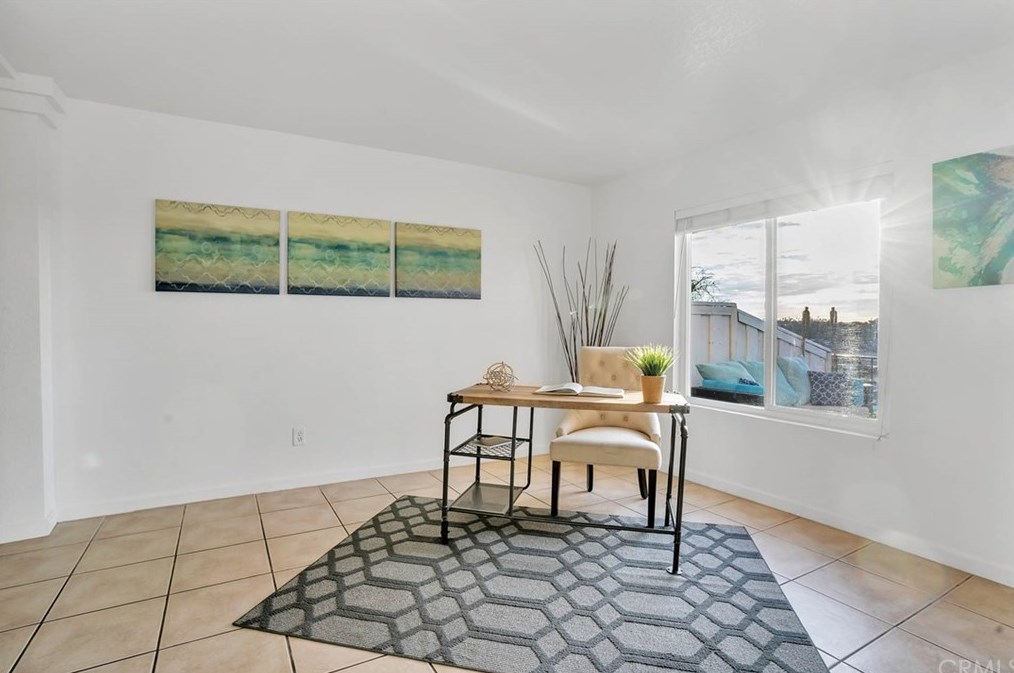 8709 Vista Del Oro Way, Spring Valley, CA 91977-6663