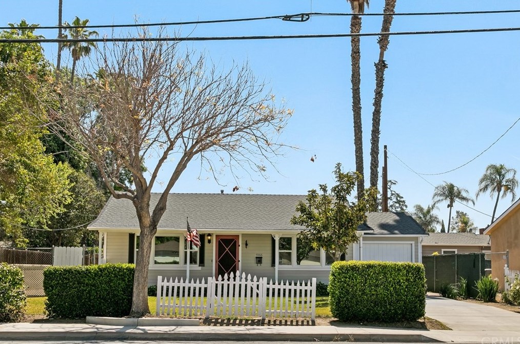 5566 Palm Ave, Riverside, CA 92506