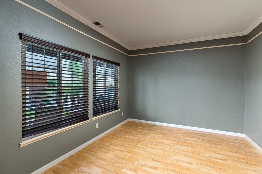 25605 Santa Barbara St, Moreno Valley, CA 92557-5847