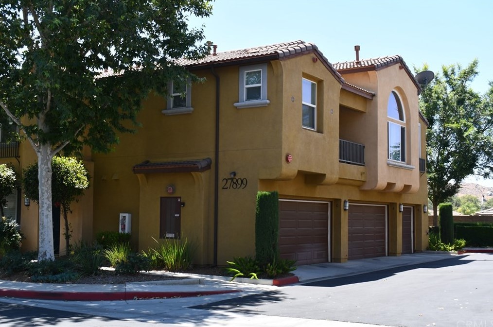 27899 Cactus Ave, Moreno Valley, CA 92555-5781