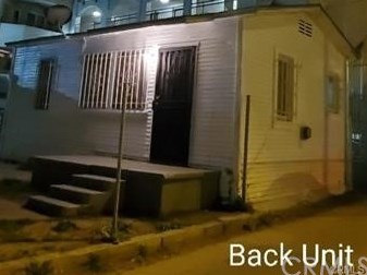 8319 Hoover St, Los Angeles, CA 90044-4923