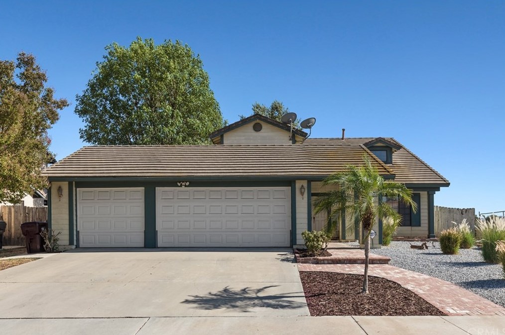 25765 Timo St, Moreno Valley, CA 92553-4847