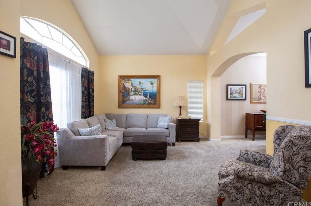 9267 Stephanie St, Riverside, CA 92508