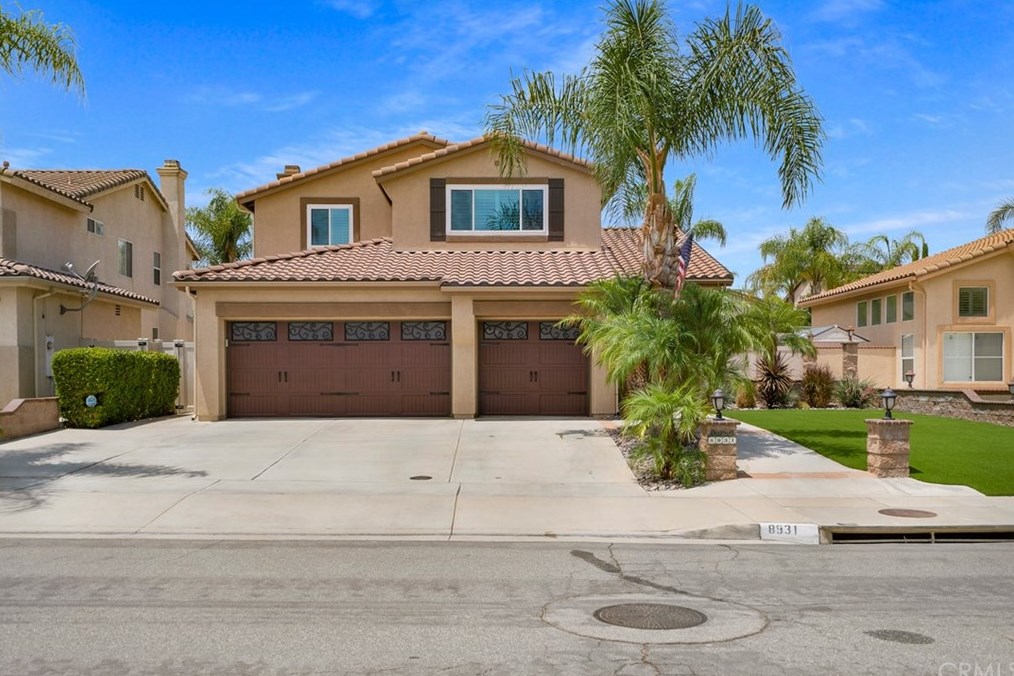 8931 Greenlawn St, Riverside, CA 92508