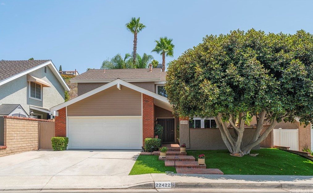 22422 Sunlight Creek, El Toro, CA 92630