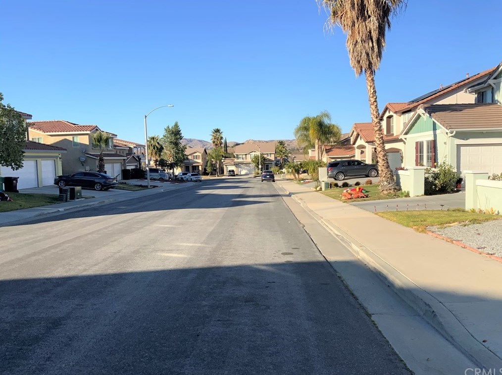 14876 Stephenson St, Moreno Valley CA  92555-6327 exterior
