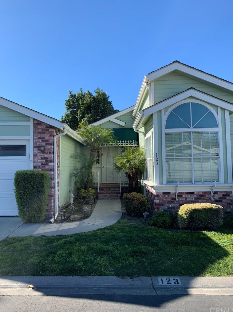 140 W Pioneer Ave #123, Redlands, CA 92374