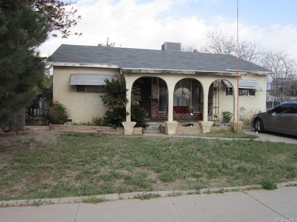 520 Ruiz St, Redlands, CA 92374