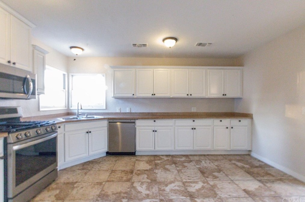 1310 Monterey St, Redlands, CA 92373