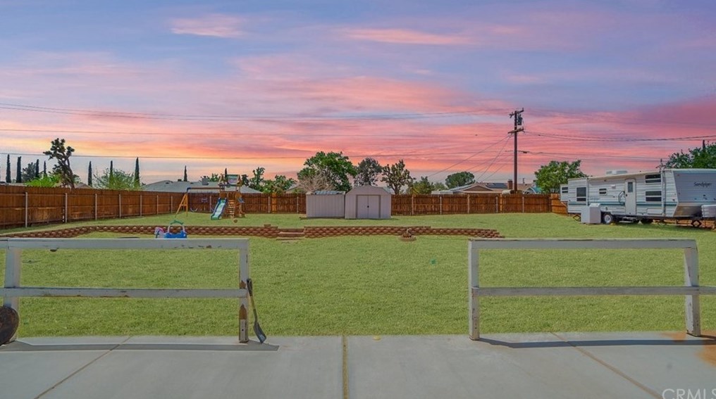 12730 Kewanna Rd, Apple Valley, CA 92308-6877