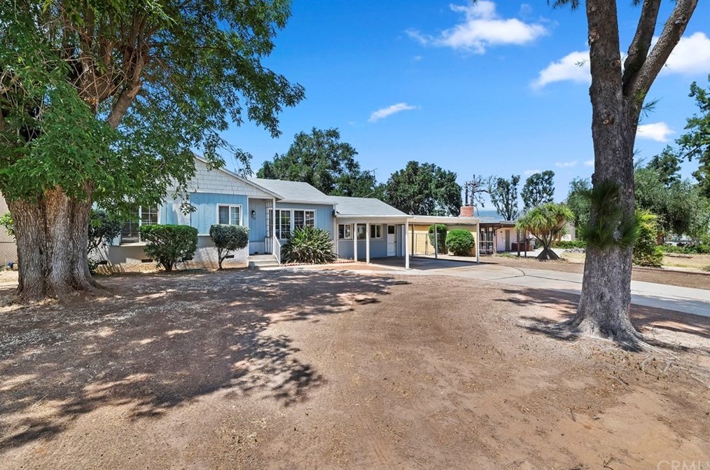 722 Paseo Grande, Corona, CA 92882-2839