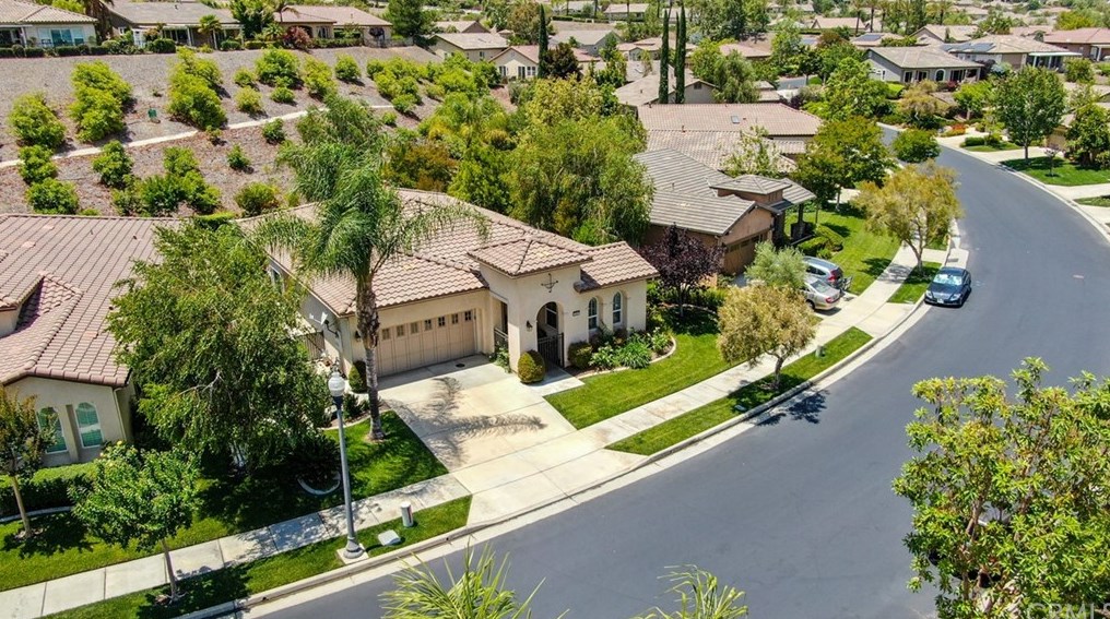 23987 Steelhead Dr, Corona, CA 92883-9392