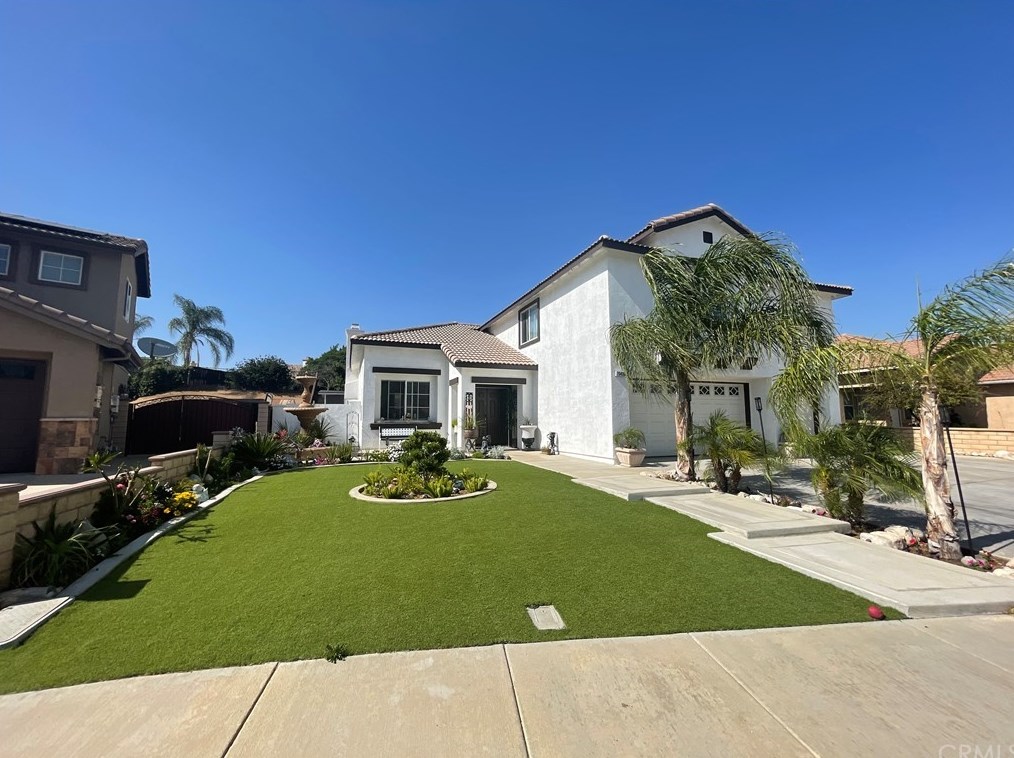 26400 Olympus Ct, Moreno Valley, CA 92555-1883