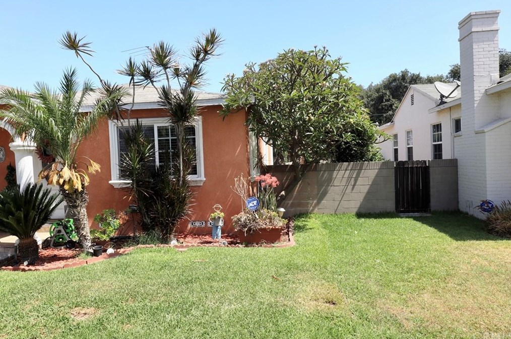 4515 Abbott Rd, Lynwood, CA 90262