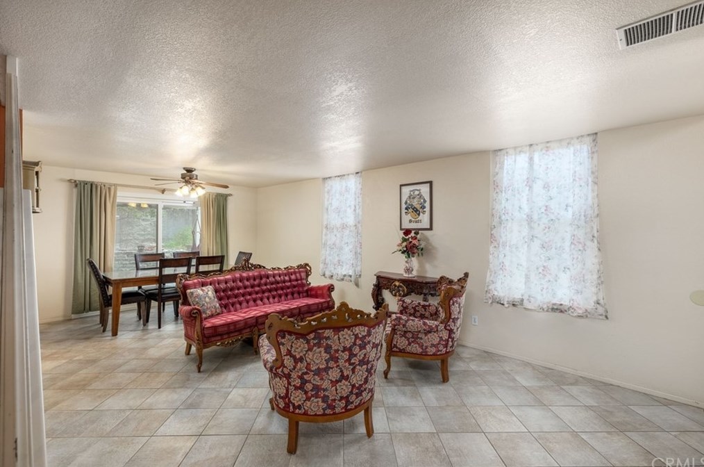 10205 Shale Ln, Mountain Home Village, CA 92359