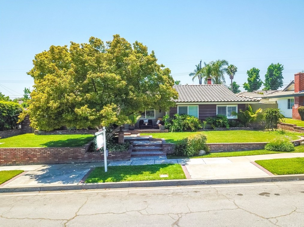 1341 N Vallejo Way, Upland, CA 91786