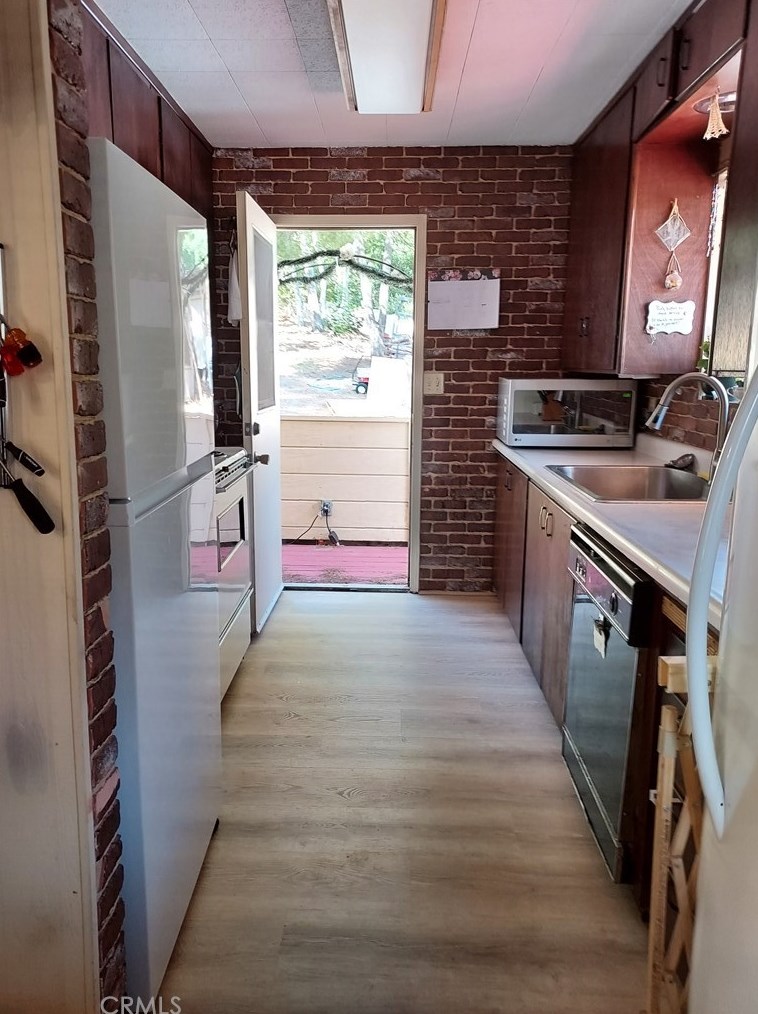 13833 Hazel Dr, Lytle Creek CA  92358 exterior