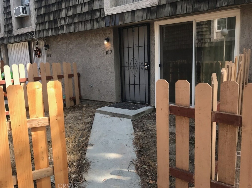 25180 5th St #197, San Bernardino, CA 92410
