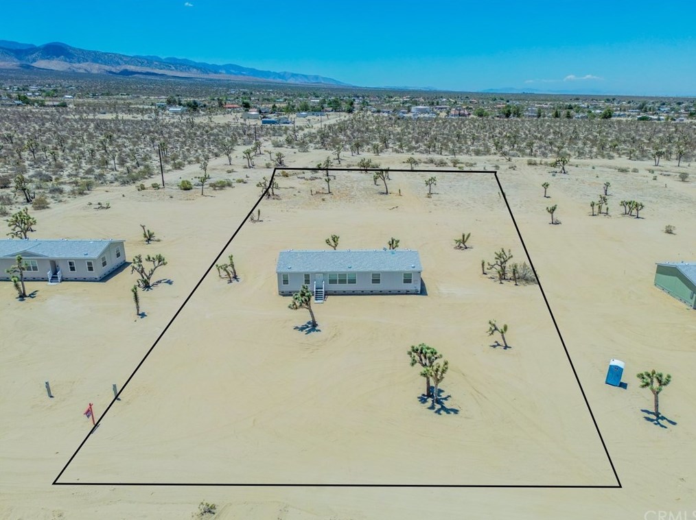 12360 Arena Rd, Pinon Hills, CA 92372