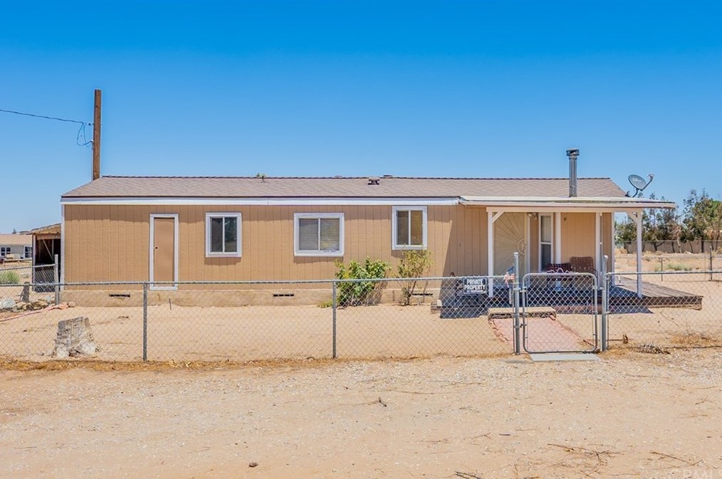 6788 Trinity Rd, Phelan, CA 92371-7236