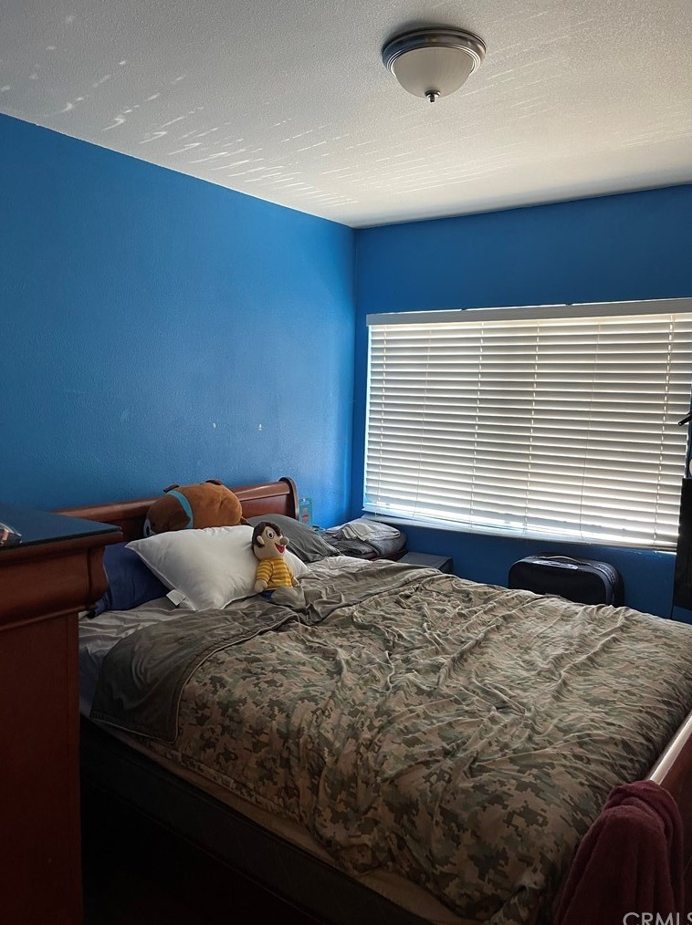 1596 Vine, San Bernardino, CA 92411