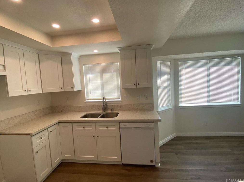 11223 Lincoln Ave, Hesperia, CA 92345-2271