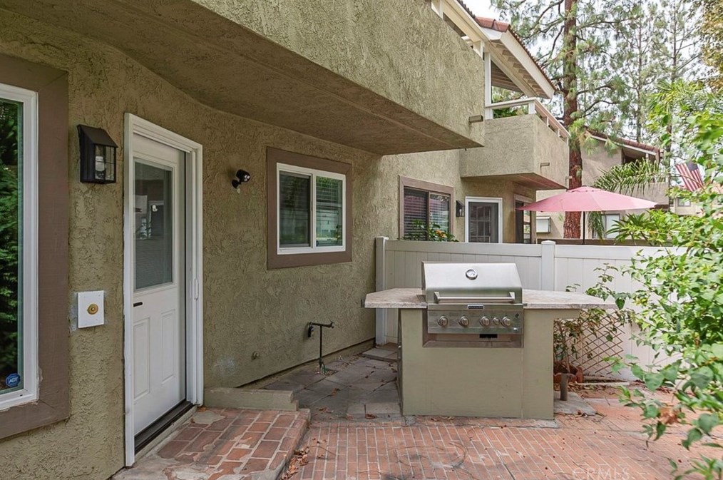 11937 Cayuga Pl, Chino CA  91710-6412 exterior