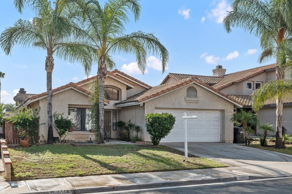 2988 Dartmouth Cir, Corona, CA 92879-5868