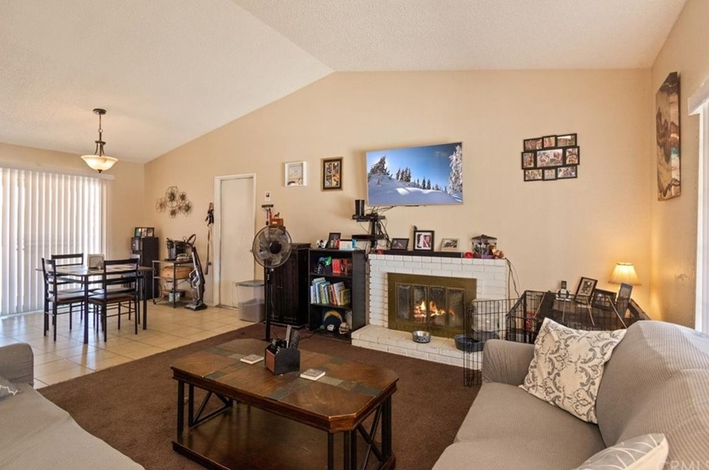 12855 Triple Tree Terrace, Victorville, CA 92392