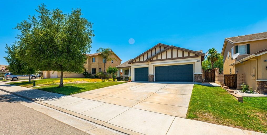 31147 Bell Mountain Rd, Menifee, CA 92584