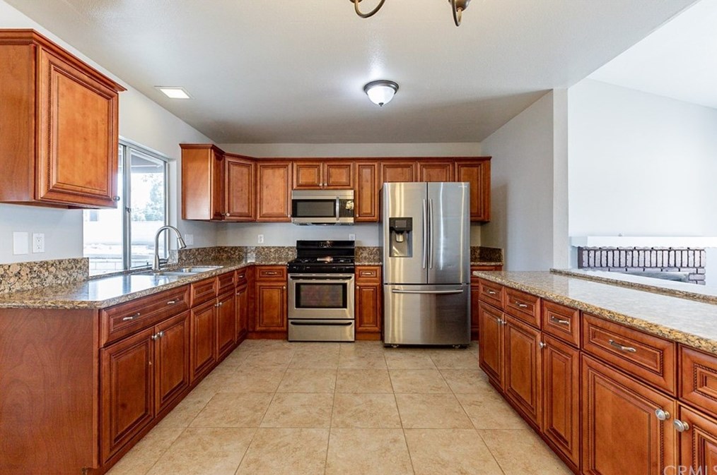 24521 Morning Glory St, Moreno Valley, CA 92553-3973