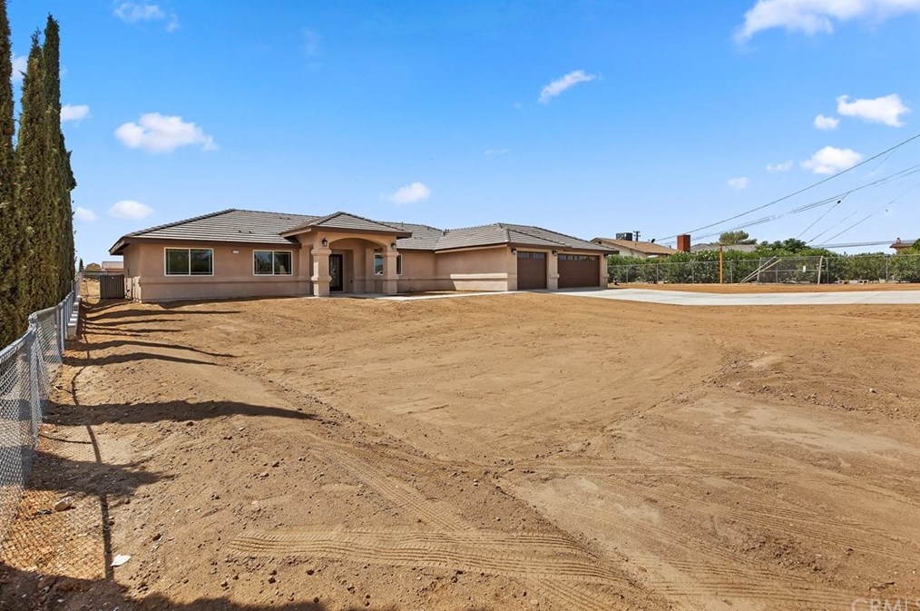 16543 Las Palmas St, Hesperia, CA 92345-2114